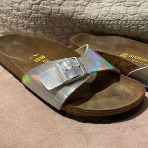 Holographic Birkenstocks